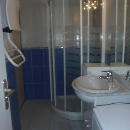 Appt 3 Pieces 44m2 + Terrasse 14m2 Ref 4039